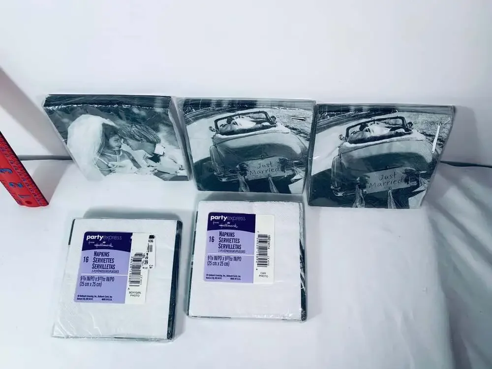 Hallmark Wedding Napkin lot of five